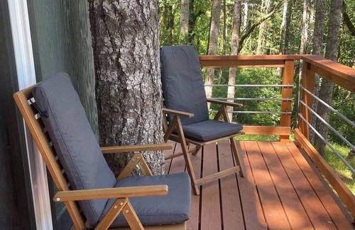 Monmouth Cabin | Beautiful treehouse cabin in the Willamette Valley