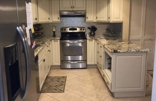 Palmer Ranch Condo | BEAUTIFUL UPDATED CONDO CLOSE TO SIESTA KEY BEACH