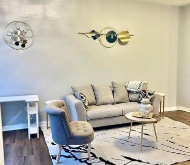 First Ward Apartment | Beautiful Uptown Adventure Apartment