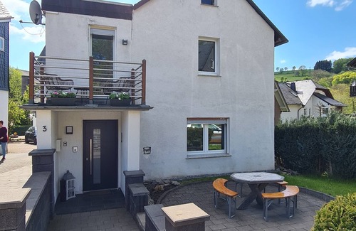 Usseln House | Beautiful vacation home in close touch with nature.