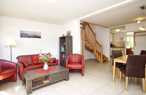 Glowe House | Beautiful vacation home with fireplace, garden and infrared sauna - Ferienhaus Wellenläufer