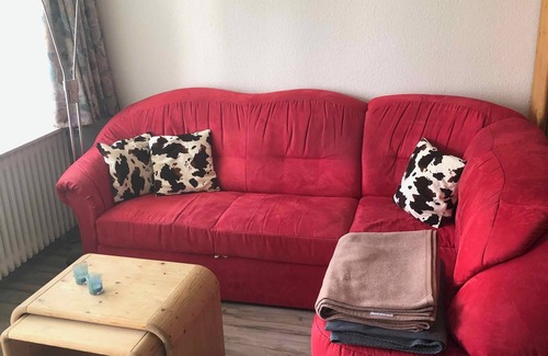 Beuren Apartment | Beautiful vacation apartment on the edge of the Swabian Alb, hiking, relaxing, thermal baths!