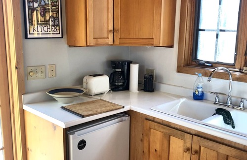 Williamsville Cottage | Beautiful Vacation Cottage with a View in Newfane, Vermont, near Mt. Snow