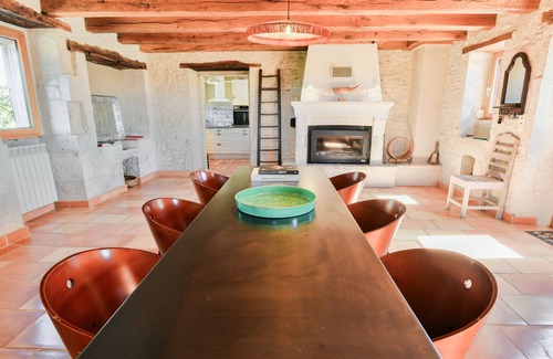 Montaigu-de-Quercy House | Beautiful villa with a pool and great views
