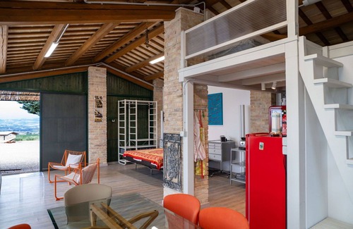 Citta Sant'Angelo Villa | Beautiful villa for 4 guests with A/C, WIFI, hot tub, patio, pets allowed and panoramic view