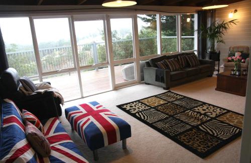 Monbulk Cabin | Beautiful view house