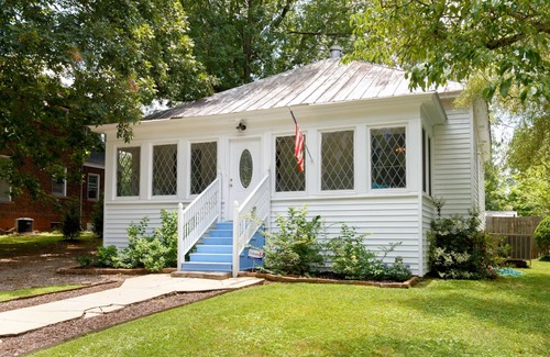 Sheffield House | Beautiful view of wooded park from sleeping porch and tranquil Park Blvd setting