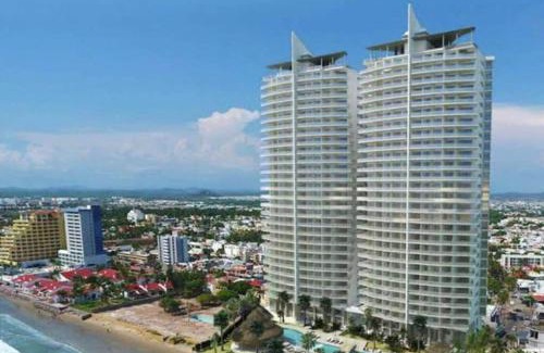 Zona Dorada Apartment | Beautiful views on the 10th floor in Camino al Mar