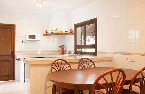 Les Palmeres House | Beautiful villa in walking distance to beaches, mountains and pinewalk