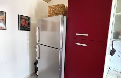 Villa Caldari House | Beautiful Villa Caldari Home 5km to the Sea!