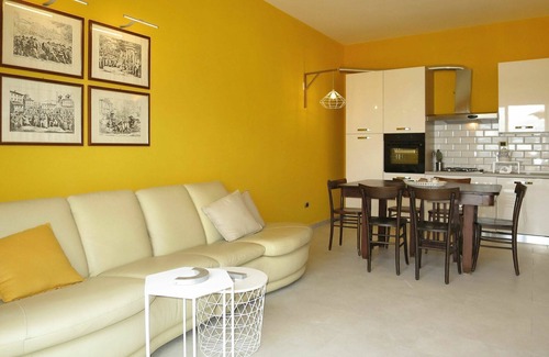 Capodimonte House | Beautiful villa for 12 people with A/C, WIFI, TV, terrace, pets allowed and parking