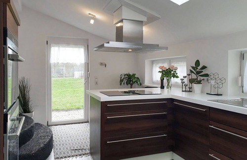 Schwanau House | Beautiful villa for 4 guests with hot tub, WIFI, TV and terrace