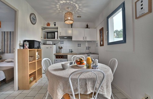 Domino House | Beautiful villa for 4 guests with WIFI, TV, terrace and parking