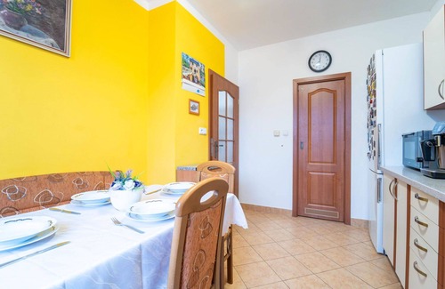 Kolin 2 House | Beautiful villa for 4 people with hot tub, WIFI, private pool, TV, patio and pets allowed
