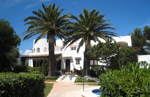 Cala Serena Villa | Beautiful villa in quiet area with pool, large garden, and close to the beach