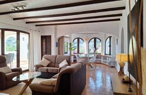 Benissa Coast Villa | Beautiful villa near the sea and golf course