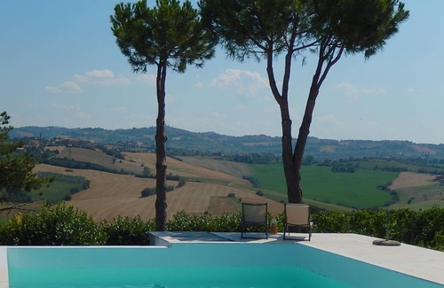 San Giovanni In Marignano Villa | Beautiful Villa overlooking the sea on the hills of Cattolica. Private pool.