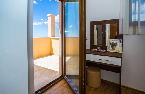 Strpacici House | Beautiful villa with swimming pool, SPECTACULAR view, barbecue, free WiFi