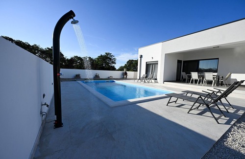 Murvica Villa | Beautiful Villa Zara Blu with pool