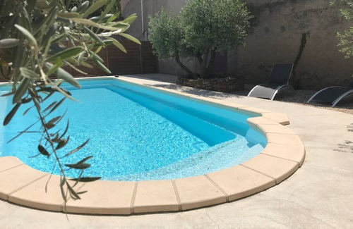 Olonzac House | Beautiful village house with a swimming pool