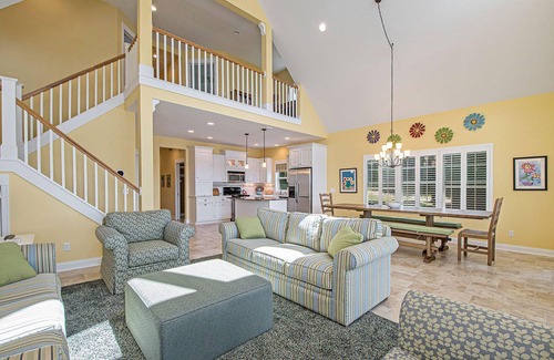Gowen House | Beautiful waterfront property with plenty of room for the family!