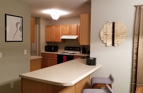 Antioch House | Beautifully Decorated 4 Bedroom Home in Quiet Cul De Sac