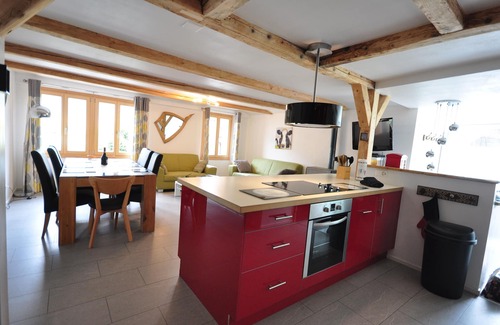 Matten bei Interlaken Apartment | Beautifully designed Apartment. Fully equipped for your holiday needs. Sleeps 7