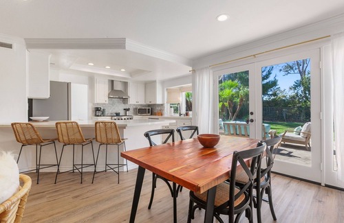 Vista House | Beautifully designed home with Luxury Furnishings