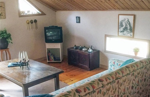 Holsbybrunn House | Beautifully located cottage with spacious outdoor areas and a beautiful garden.