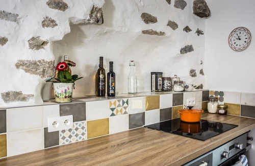 Pouzols-Minervois House | Beautifully restored house in medieval fort with terrace and fabulous views