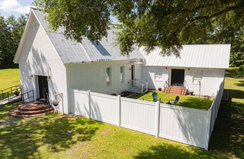 Yemassee House | Beautifully renovated church in the heart of the Low Country
