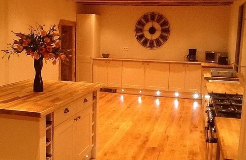 Pageas House | Beautifully Restored Farmhouse With Stunning Pool and HotTub. A great games room