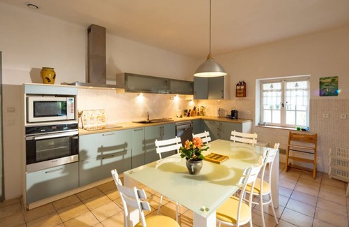 Orthoux-Serignac-Quilhan Cottage | Beautifully restored 18th-century mill on the river.
