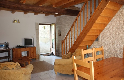Antezant-la-Chapelle Other | Beautifully restored rural farmhouse with pool, in convenient location