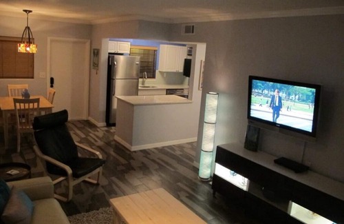 Ormond-by-the-Sea Condo | Beautifully Updated and Steps to the Beach - includes Wifi!