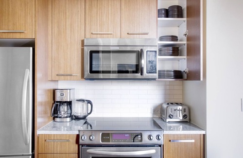 Bay Village Apartment | Beauty in Back Bay, 1BR w/Gym, close to the Common by Blueground