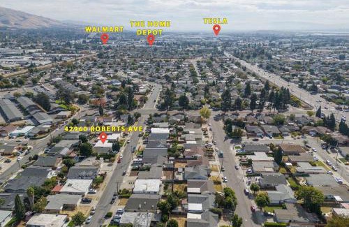 Fremont House | Beauty Supplies 3Br house for Family in Fremont