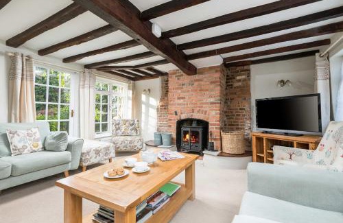 New Forest District House | Beck Cottage, Wood Green, New Forest UK