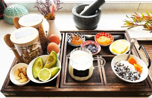 Tirohanga Bed & Breakfast | Bed And Breakfast at Tirohanga Beach