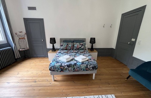 Joze Bed & Breakfast | Bed and Breakfast 'Chambre D'hôte 3' with Shared Terrace, Wi-Fi and Air Conditioning