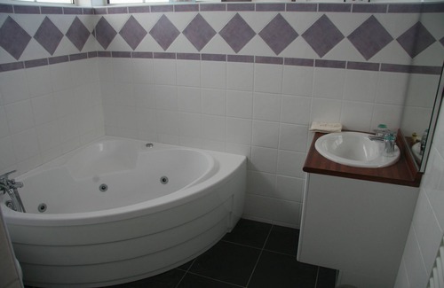 Plassac Bed & Breakfast | Bed and Breakfast Château Bellevue-Gazin