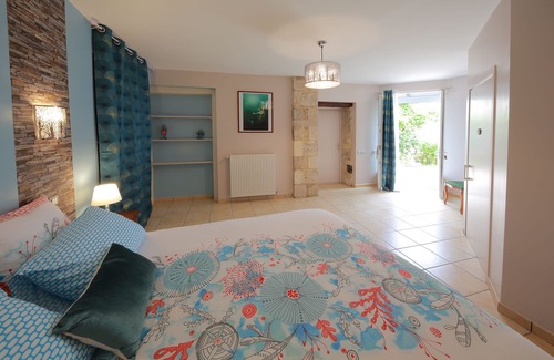 Latille House | Bed and Breakfast La Loge des Fées Ch. Lorelei