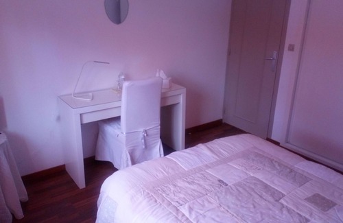 Josse Bed & Breakfast | Bed and Breakfast "Villa De Guénifey"
