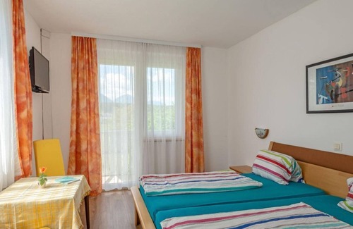Sankt Primus Bed & Breakfast | Bed and Breakfast Eckwirt - Doppelzimmer, Dusche Oder Bad, WC, Balkon