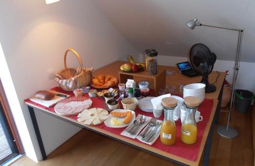 Krize Bed & Breakfast | Bed & Breakfast Base Camp