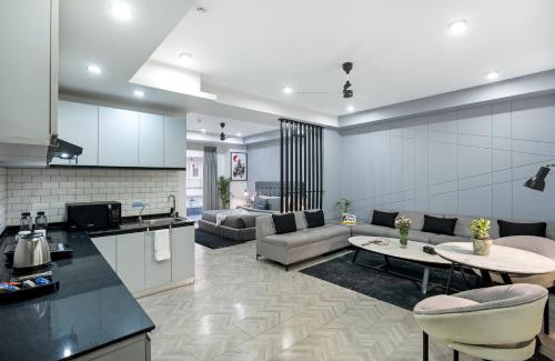 Sushant Lok Apartment | BedChambers Luxurious Serviced Apartment in Gurgaon