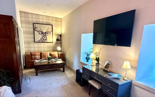 Blairgowrie Bed & Breakfast | Beechtree Cottage, Cairngorm Suite, Kirkmichael
