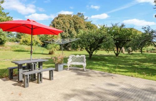 Kilbrittain House | Beehive Cottage