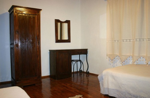 Koycegiz Villa | BEGONVILLE, beautiful villa with pool a few minutes walk to waterfront cafes & restaurants