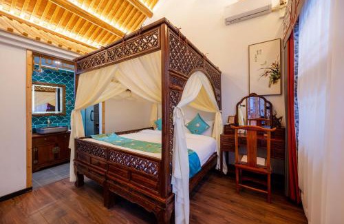 Downtown Beijing Hotel | Beijing city center - Courtyard house hotel located in an ancient Hutong, near the Forbidden City,experience the lifestyle of old Beijing in the exquisite Chinese-style courtyard